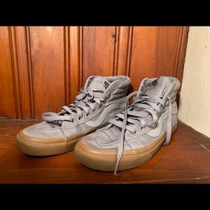 High-Top Vans (Barely Worn) Size 10M Grey Shoe